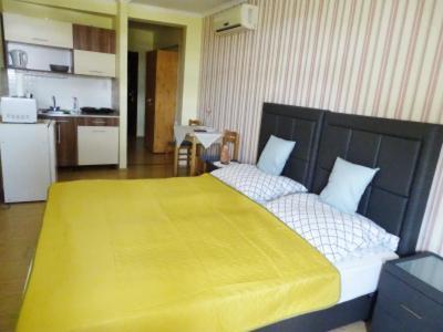 Aliz Vendeghaz Hotel Bekescsaba Exterior photo